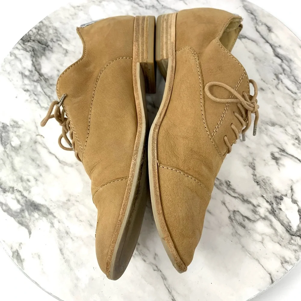 Dolce Vita Polo Lace Up Nubuck Oxford Brogues 6.5 Classic Preppy Academia - Picture 7 of 15